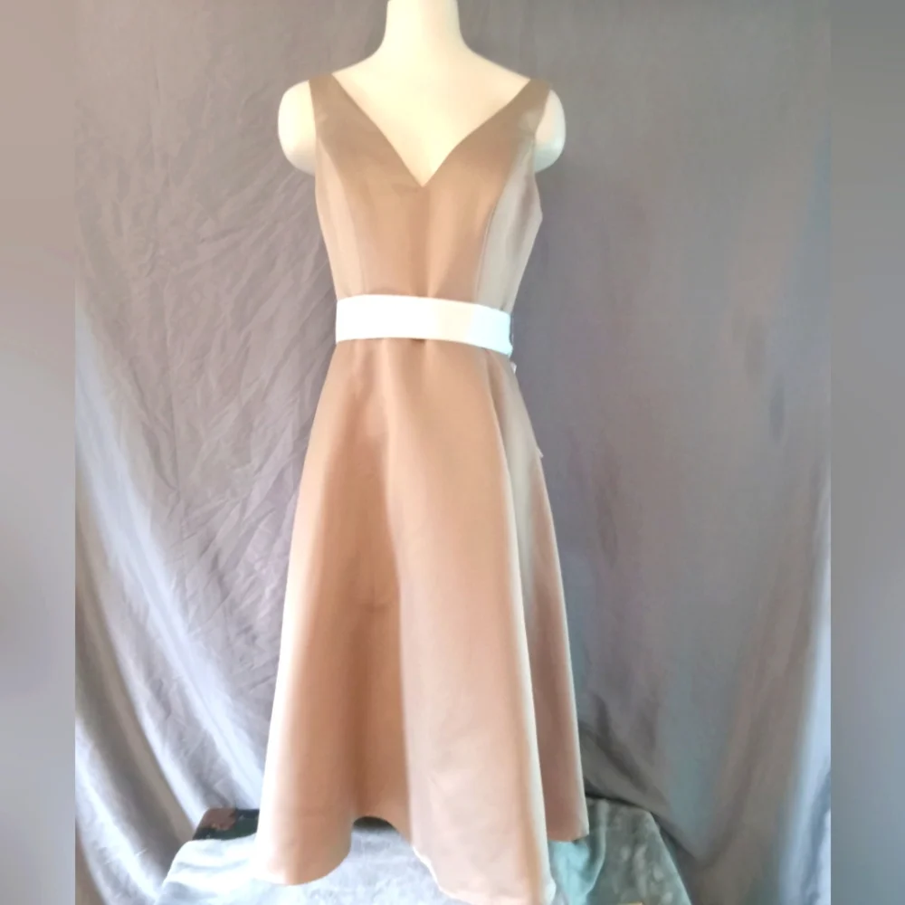Mori Lee Mini Dress Toffee And Champagne Color With Shocking White Bow - Picture 1 of 9